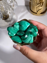 Load image into Gallery viewer, Malachite mini hearts
