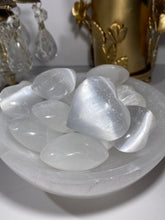 Load image into Gallery viewer, Satin Spar hearts