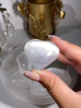 Load image into Gallery viewer, Satin Spar hearts