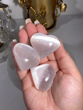 Load image into Gallery viewer, Satin Spar hearts