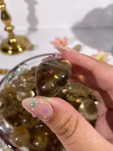 Load image into Gallery viewer, Natural Citrine tumbles