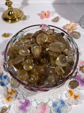 Load image into Gallery viewer, Natural Citrine tumbles
